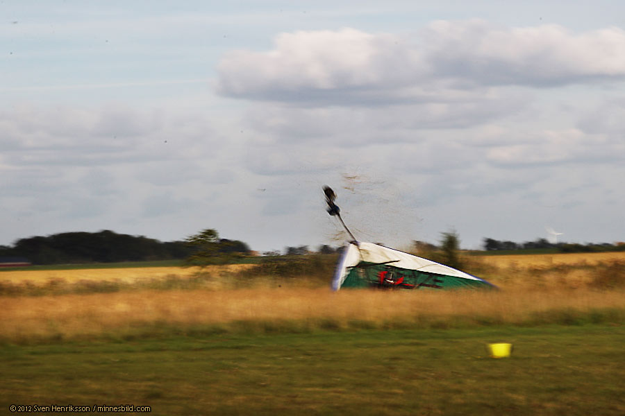 Lödde motorträff 2012 - Hang Glider Crash